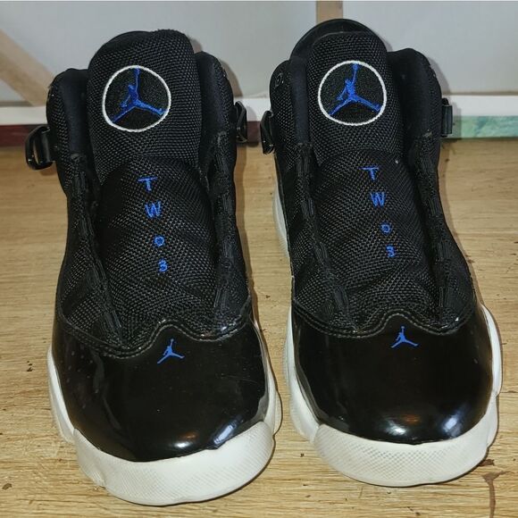 Space Jam 6 Ring Jordan’s Space Jam 2018 • Black Patent Royal White • Kids 2 - Picture 8 of 14